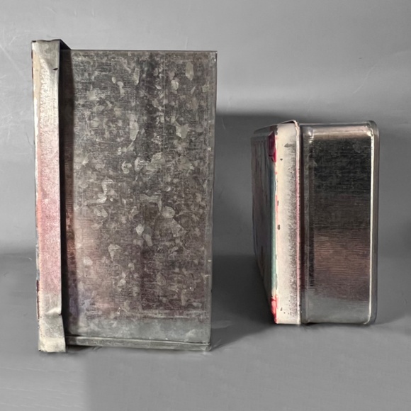 Set of 2 Spring Deer Tins - Picture 3 of 5